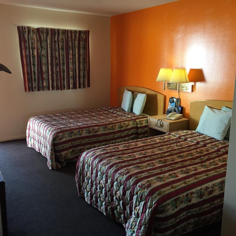Early Avalon Motel מראה חיצוני תמונה
