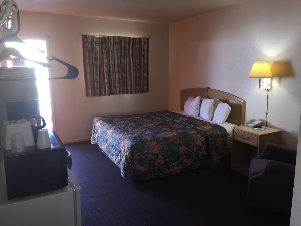 Early Avalon Motel מראה חיצוני תמונה