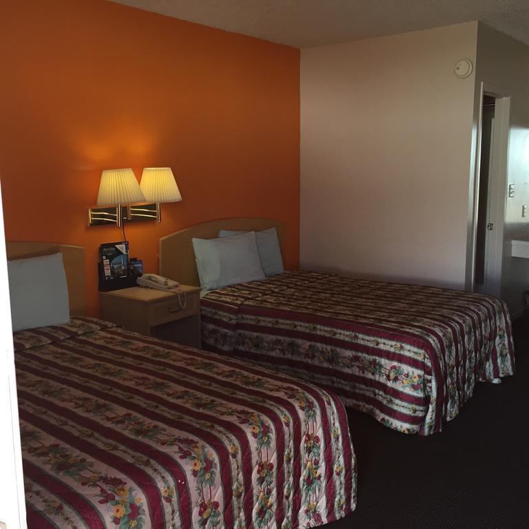 Early Avalon Motel מראה חיצוני תמונה